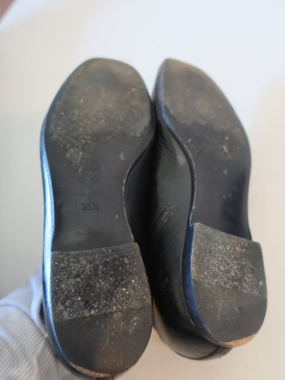 Authentic Womens Chanel Black Leather CC Flat Loafer Shoes 35.5 US/5 - Picture 13 of 16